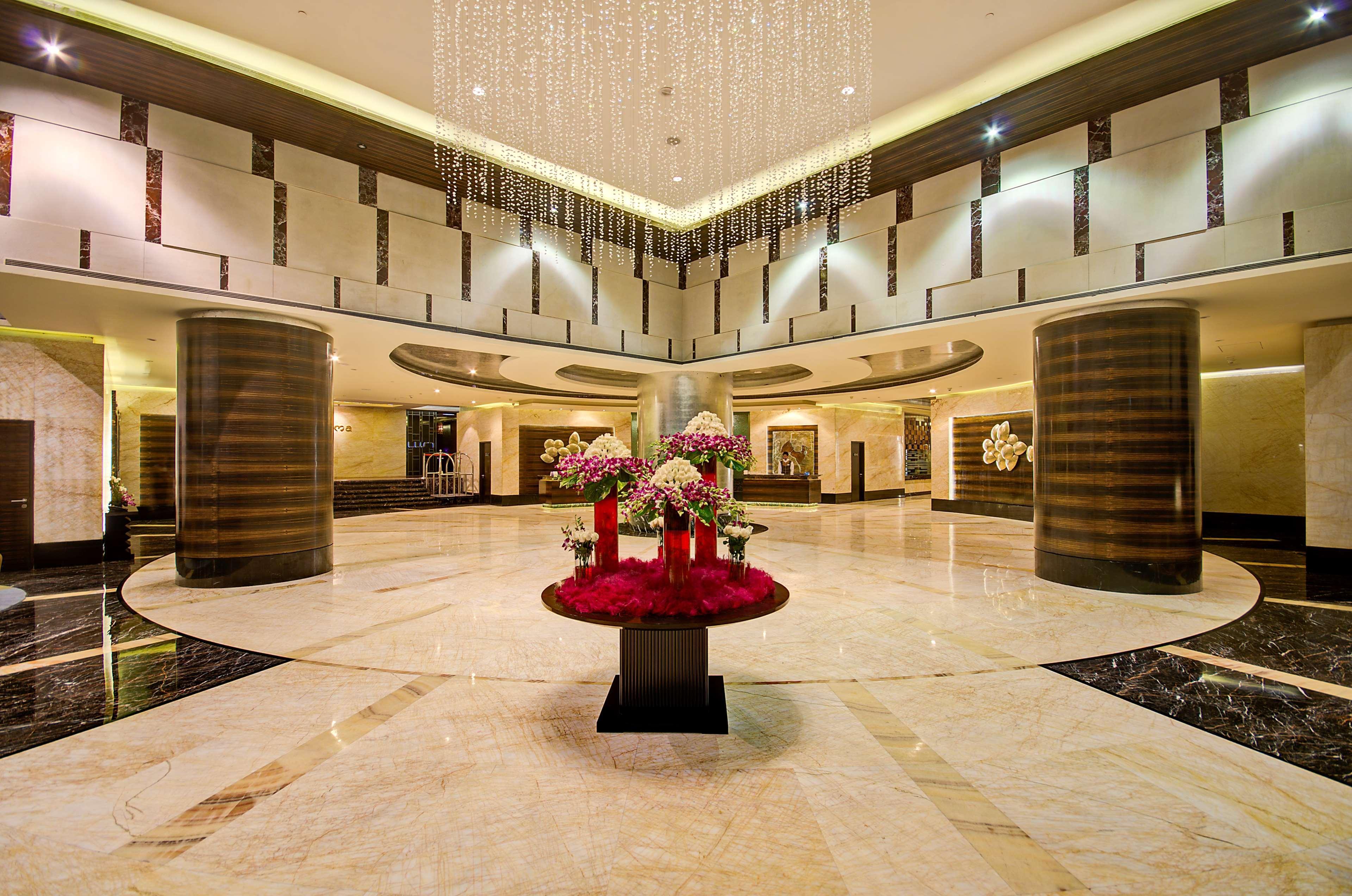 Radisson Blu Kaushambi Delhi Ncr Otel Ghaziabad Dış mekan fotoğraf