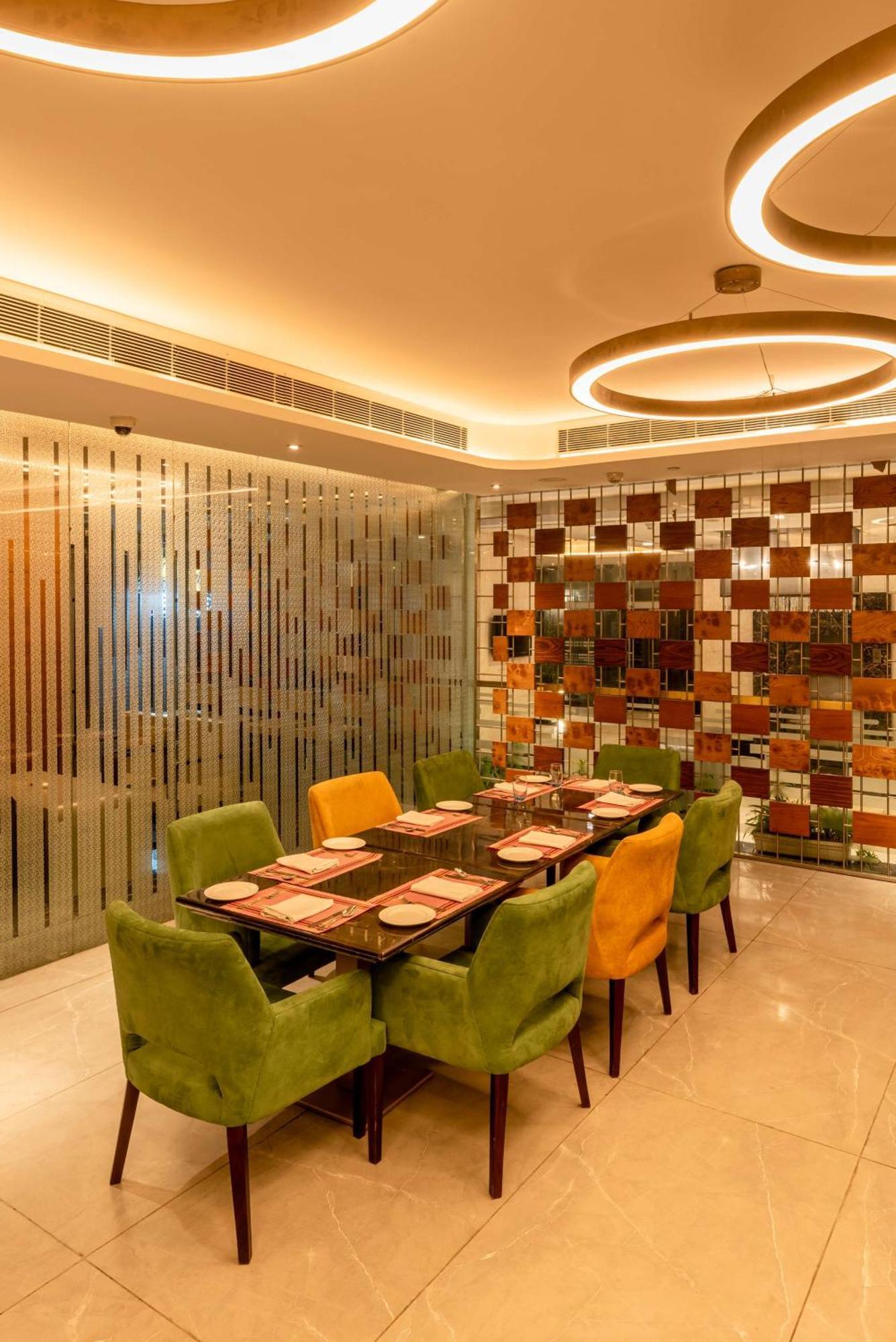 Radisson Blu Kaushambi Delhi Ncr Otel Ghaziabad Dış mekan fotoğraf