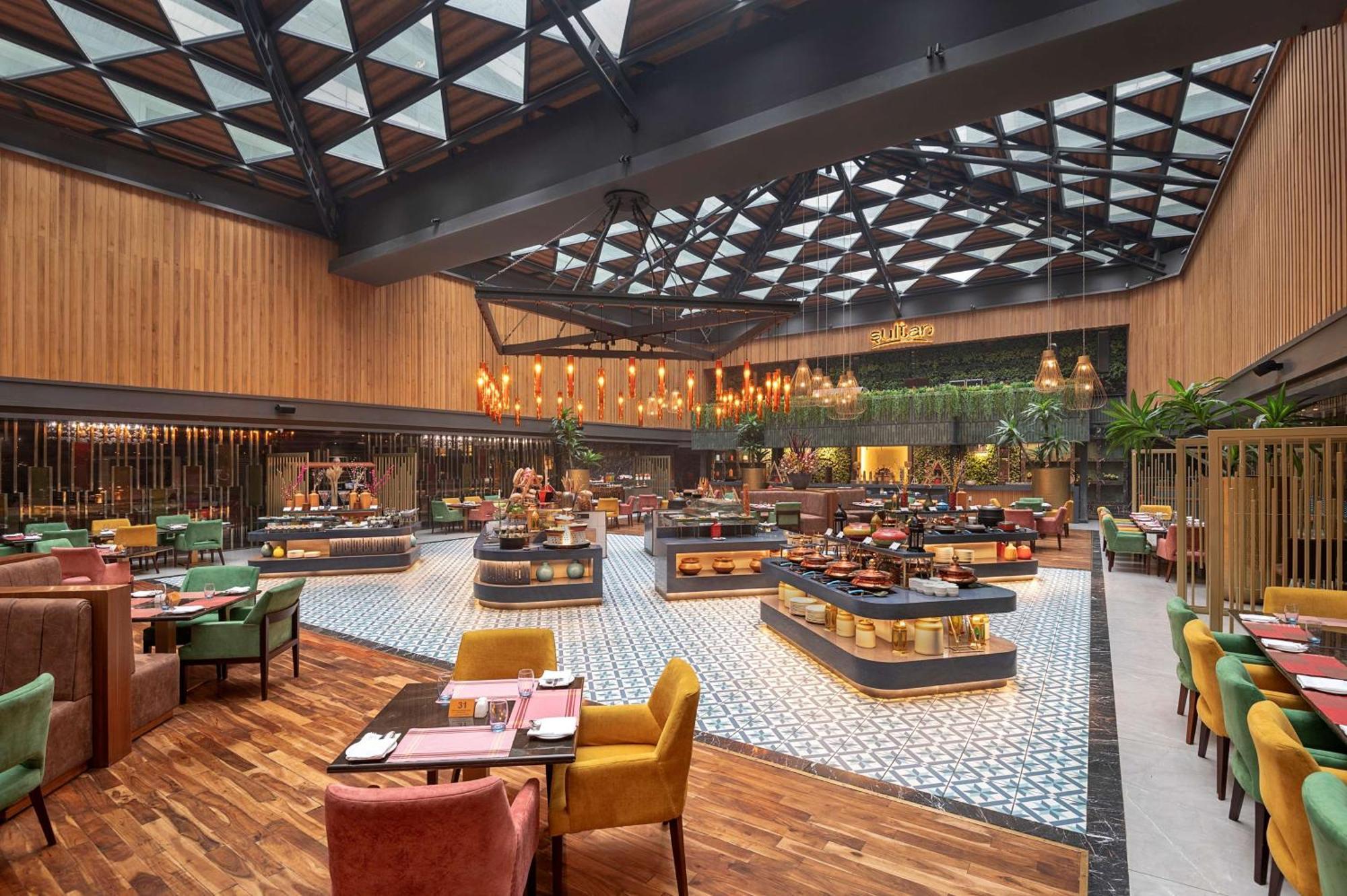 Radisson Blu Kaushambi Delhi Ncr Otel Ghaziabad Dış mekan fotoğraf