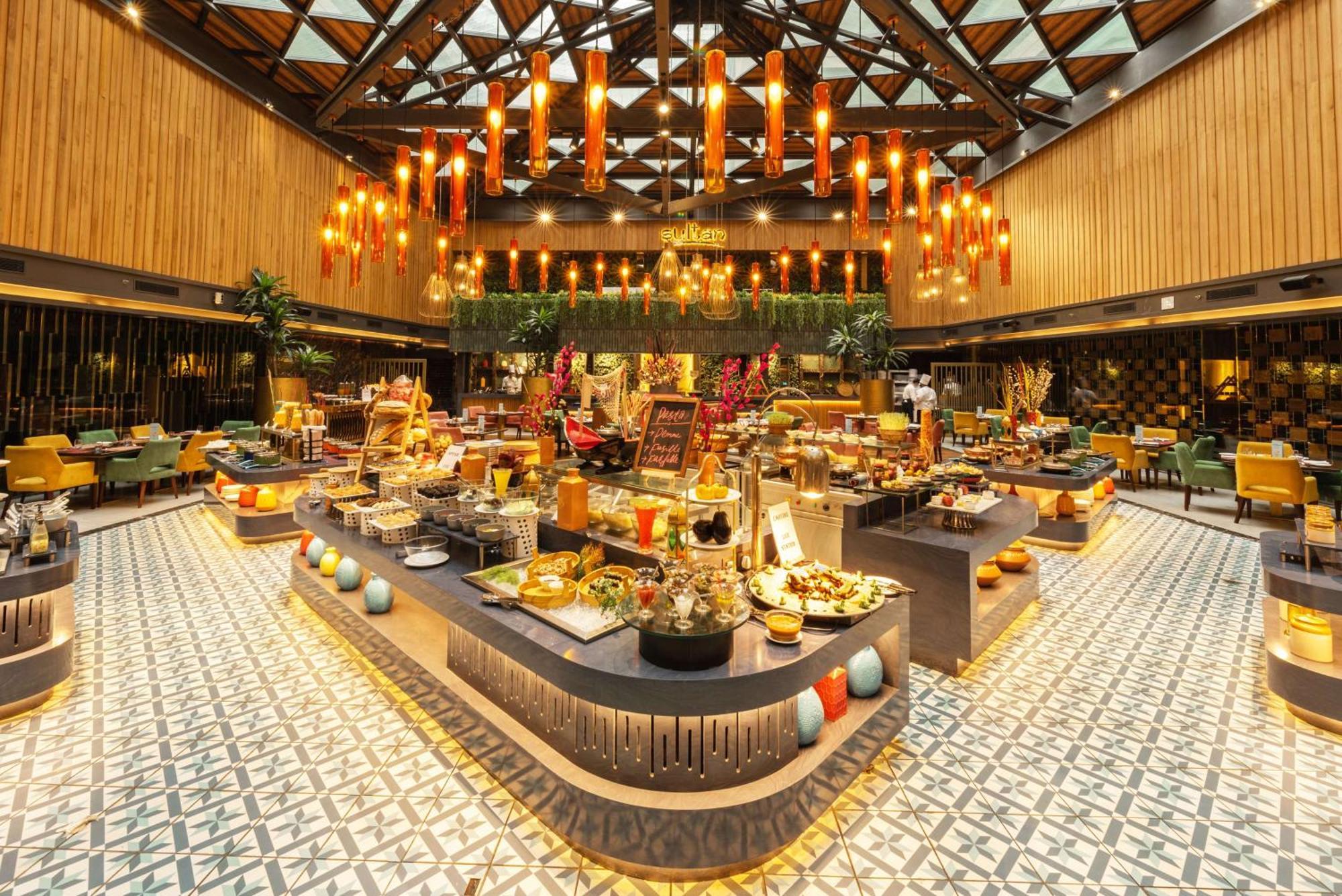 Radisson Blu Kaushambi Delhi Ncr Otel Ghaziabad Dış mekan fotoğraf